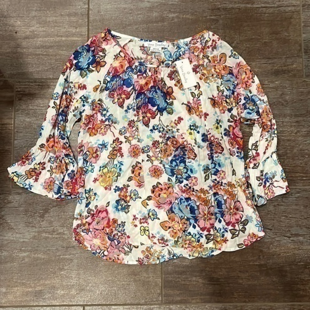 NWT Vera Bradley Floral Blouse l Size Medium